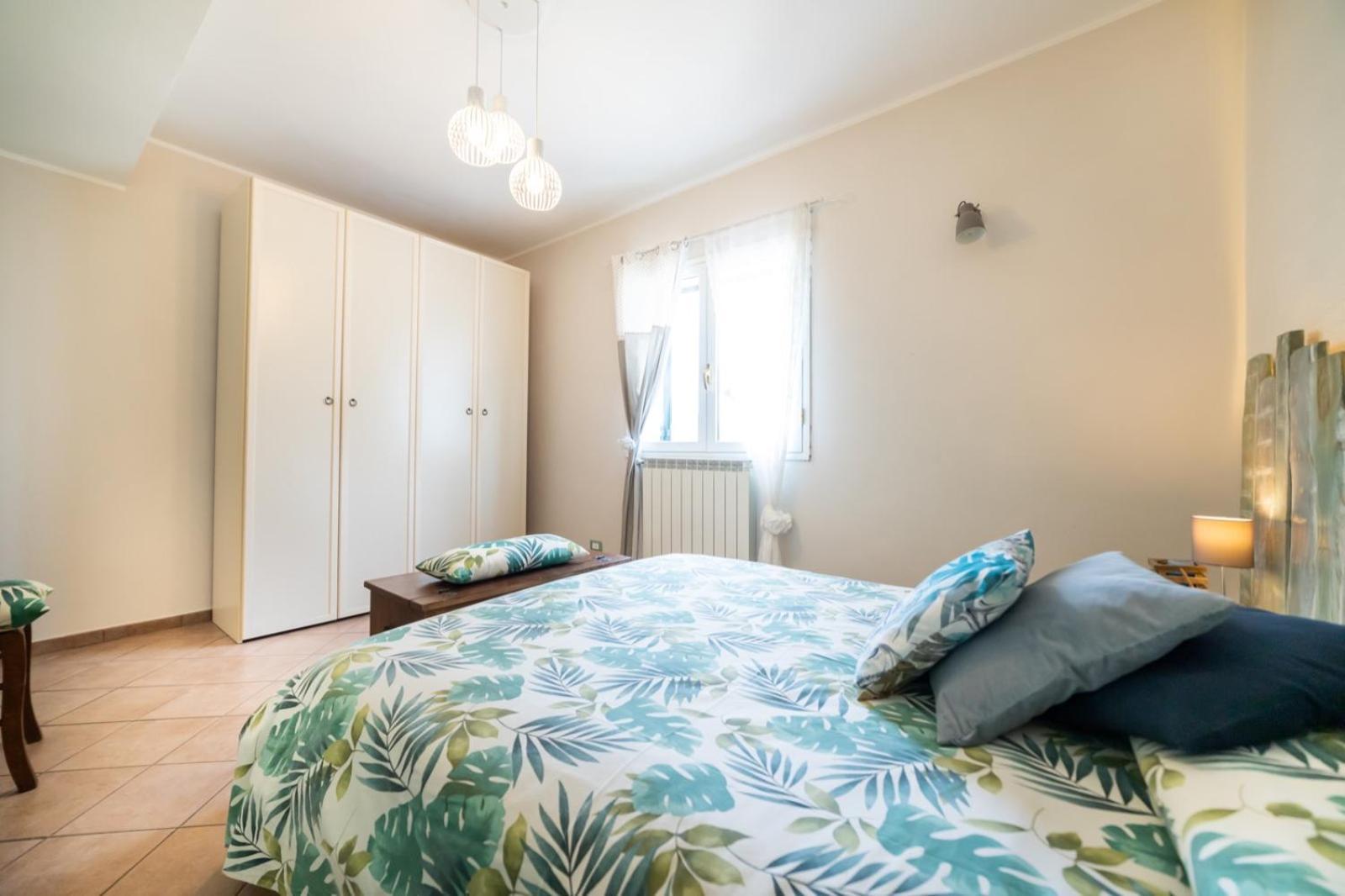 Apartmán Chez Elle Imperia Pokoj fotografie